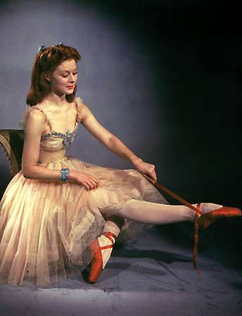 Moira Shearer i De röda skorna. Foto The Archers